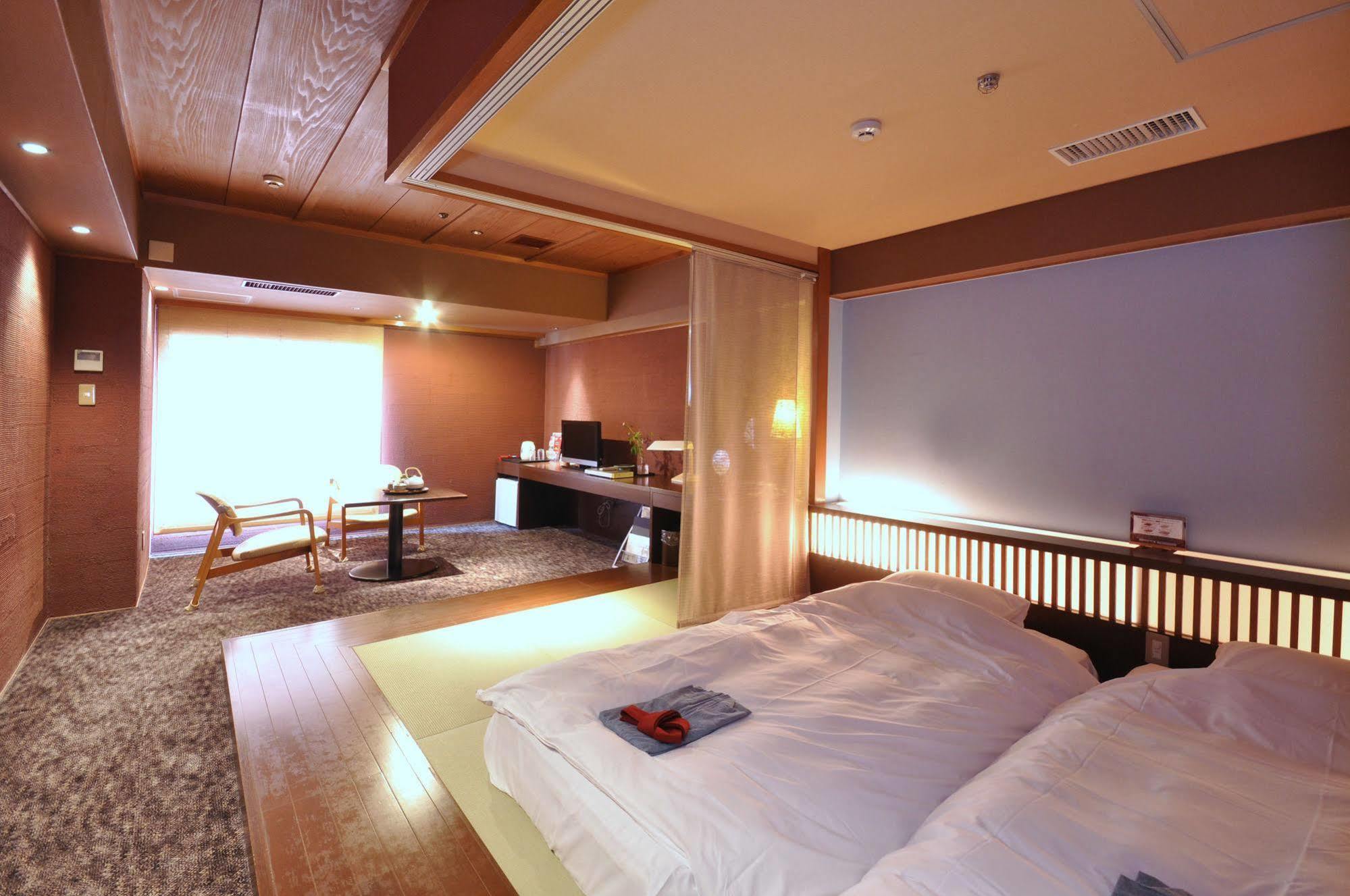 Hotel Ichiei Ōsaka Eksteriør bilde